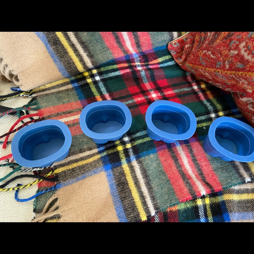 Fred Silicone Muffin Tops baking cups ( Denim style) - Picture 3 of 5